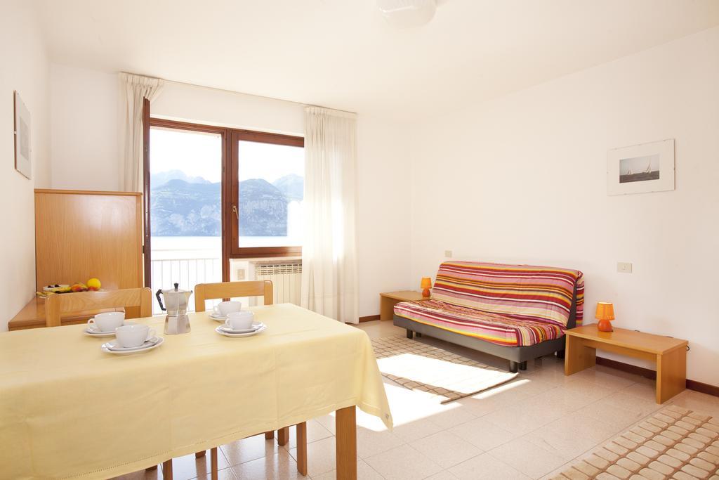 Residence le Balze Malcesine Zimmer foto